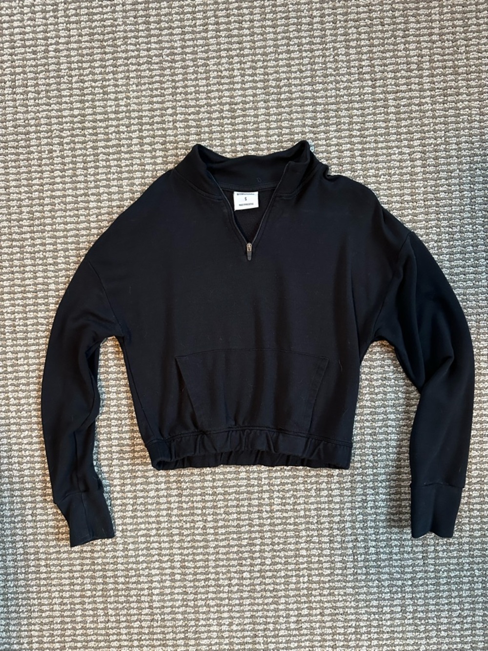 Gymshark Black Cropped Half-Zip Sweatshirt